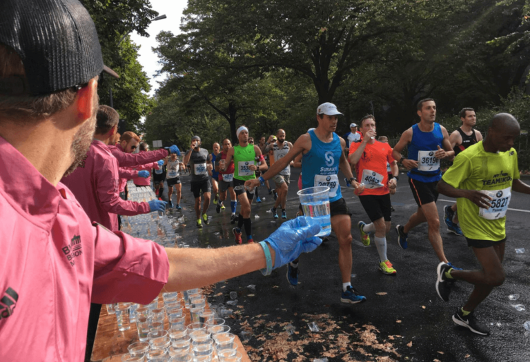 Als Volunteer beim Berlin Marathon alle Infos zum Helfereinsatz