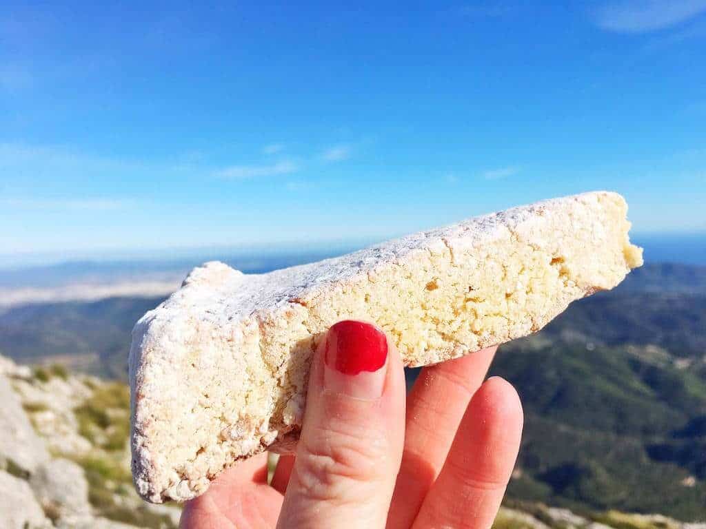 gato-de-almendra-rezept