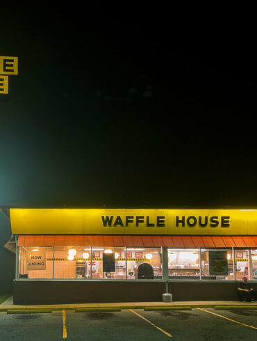 waffle house restaurant usa bei nacht