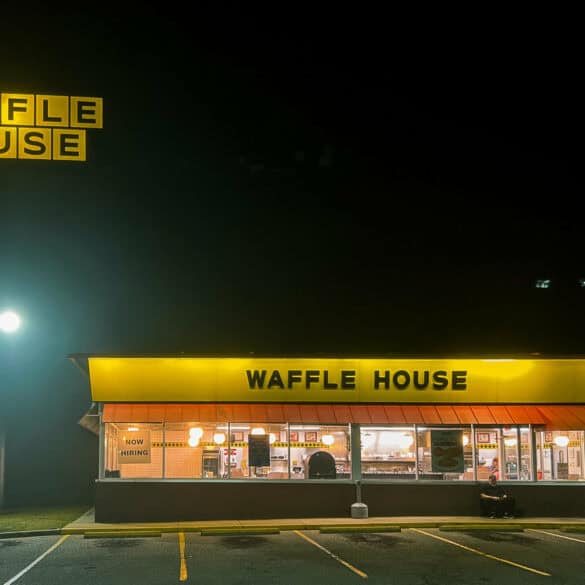 waffle house restaurant usa bei nacht