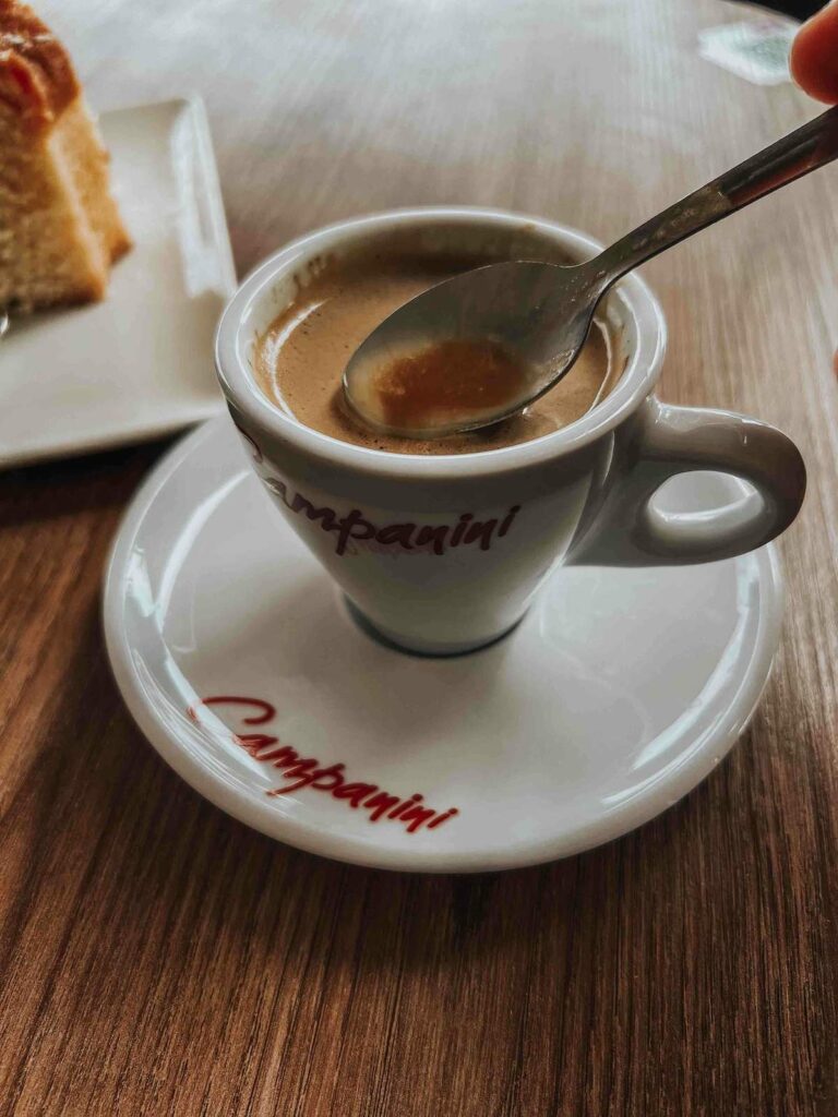 Café Bombón spanischer Kaffee mit Kondensmilch