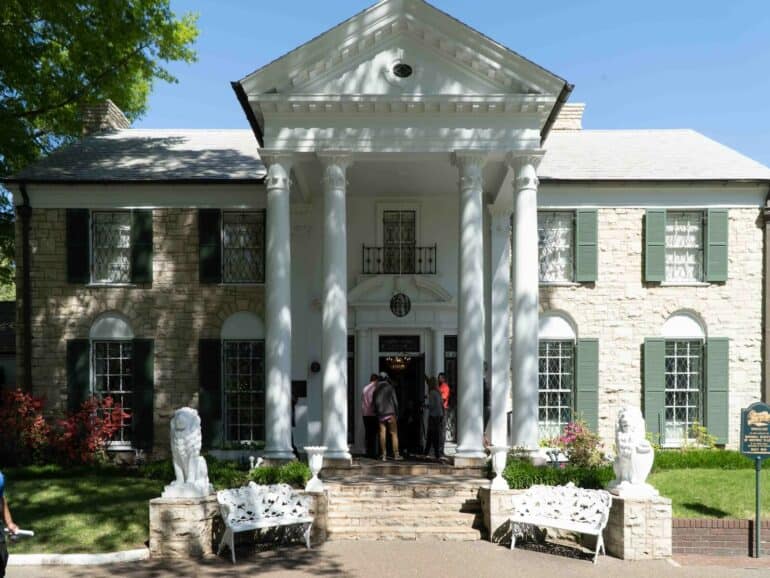 Graceland Villa in Memphis Tennessee