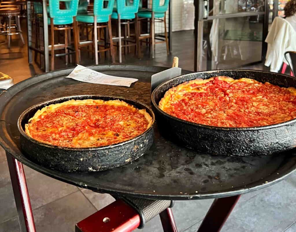 Lou Malnatis Deep Dish Pizza Chicago essen