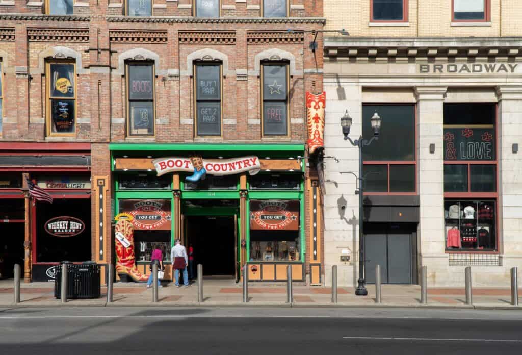 Auch super zum Shoppen: Der Lower Broadway in Nashville