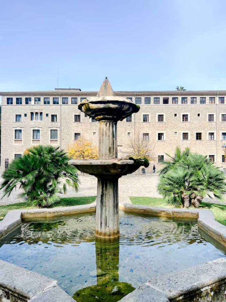 mallorca ohne auto kloster lluc übernachten