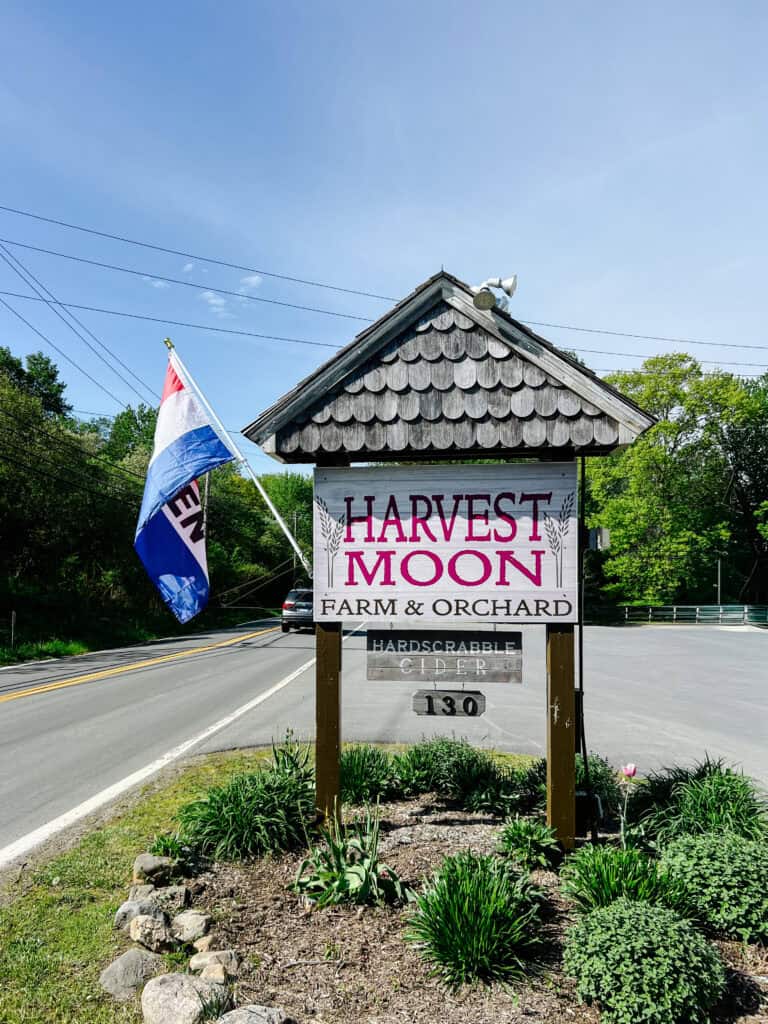 Harvest Moon Farm & Orchard